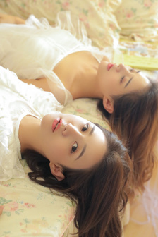 明星专题：李佳